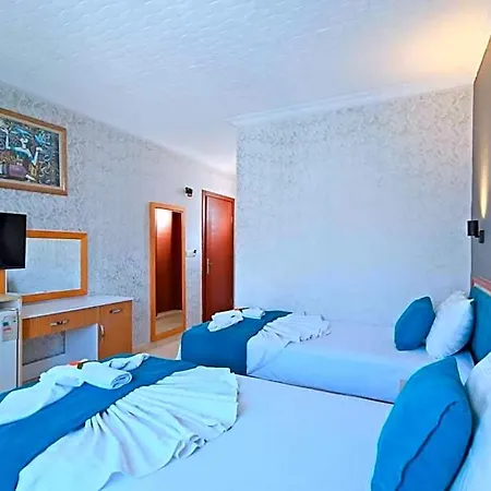 Yunus Hotel